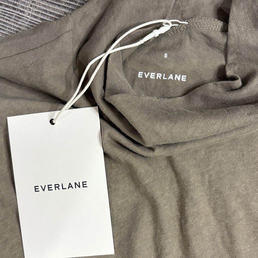 Everlane Taupe Tan Long Sleeve Turtleneck Thin Knit Top NWT Small - Picture 2 of 6